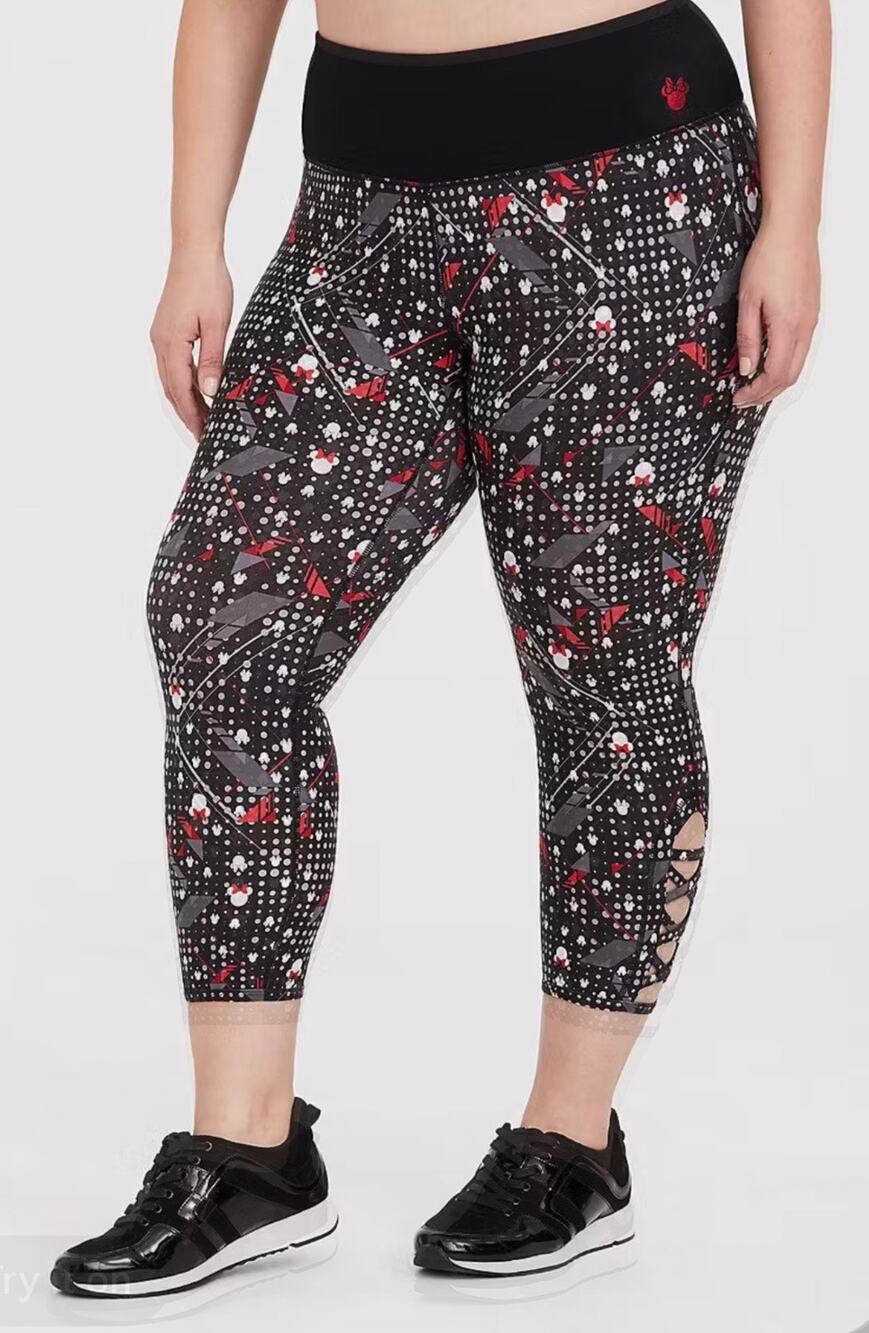 Torrid Disney Minnie Mouse black Capri pants dots and bows size 2